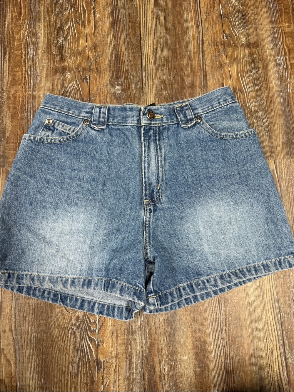 Vintage 90s Arizona blue denim shorts